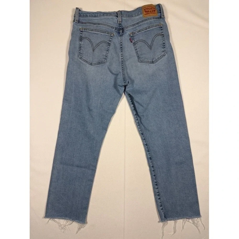 Levis Wedgie‎ Straight Distressed High Rise Jeans Light Wash Blue Size 32